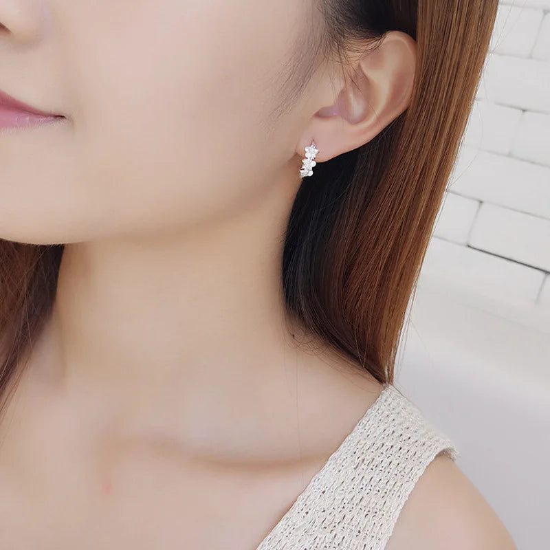 CHSHINE 925 sterling silver new women's fashion high quality jewelry crystal zircon flower type three five-leaf flower earrings